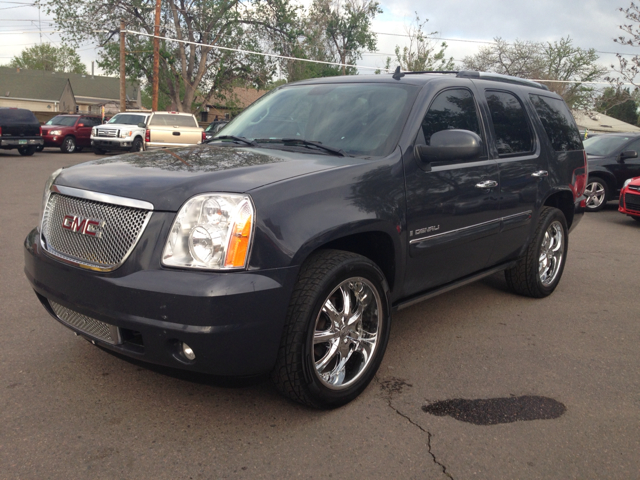 2008 GMC Yukon Denali EX - DUAL Power Doors