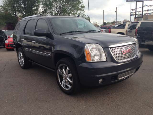 2008 GMC Yukon Denali EX - DUAL Power Doors