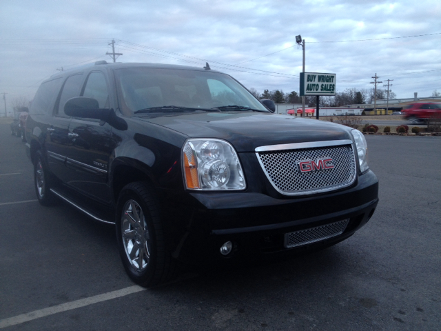 2008 GMC Yukon Denali SLT Extra Cab
