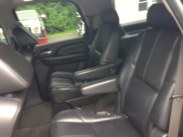 2008 GMC Yukon Denali EX - DUAL Power Doors