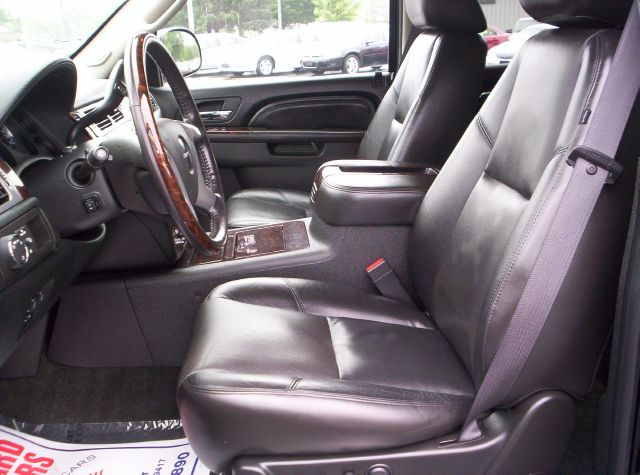 2011 GMC Yukon Denali Ram 3500 Diesel 2-WD