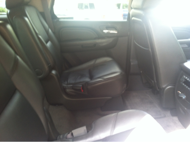 2011 GMC Yukon Denali Sport 4x4