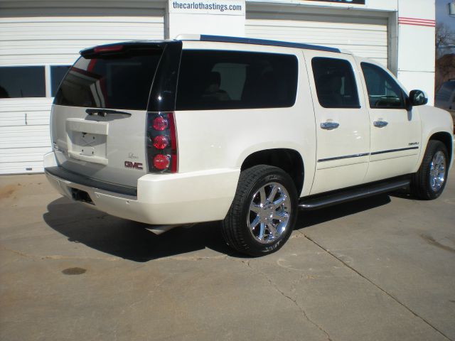 2012 GMC Yukon Denali Crew Cab Short Box 2-wheel Drive SLE