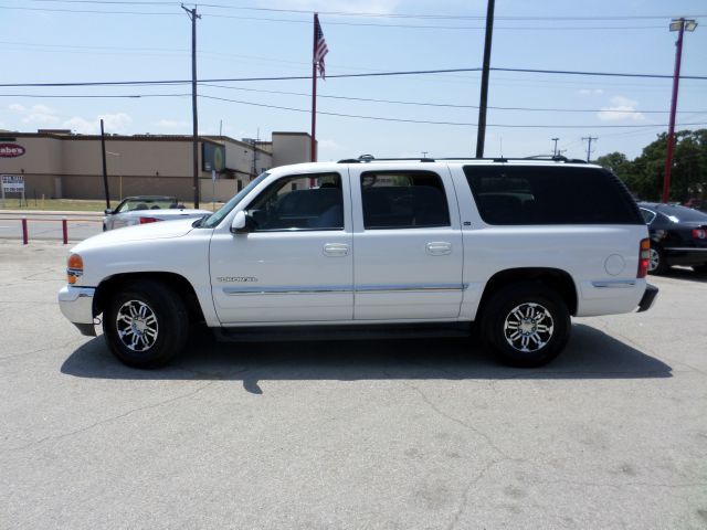 2000 GMC Yukon XL C350 4dr Sdn 3.5L Sport RWD Sedan