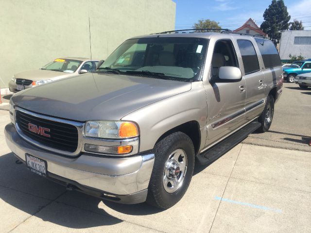 2000 GMC Yukon XL C350 4dr Sdn 3.5L Sport RWD Sedan