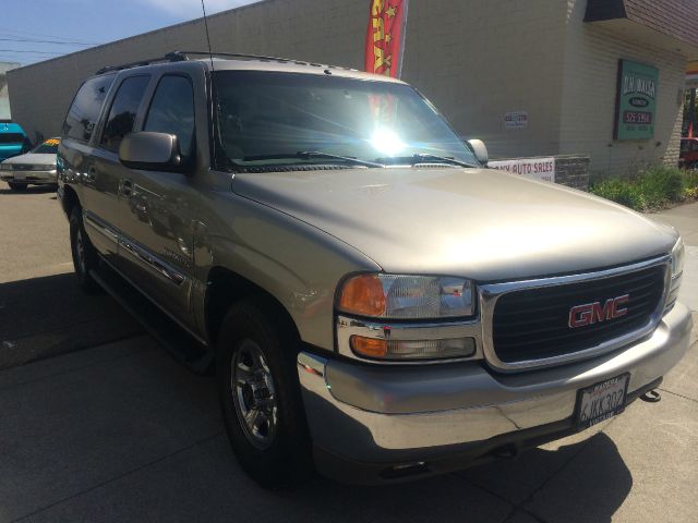 2000 GMC Yukon XL C350 4dr Sdn 3.5L Sport RWD Sedan