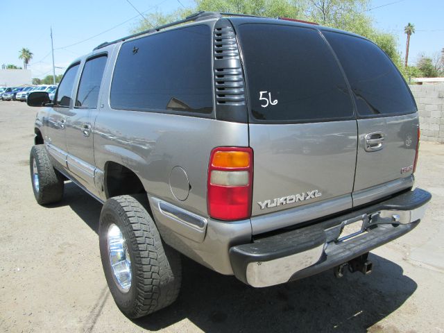 2001 GMC Yukon XL Ml550 Sport Utility 4D