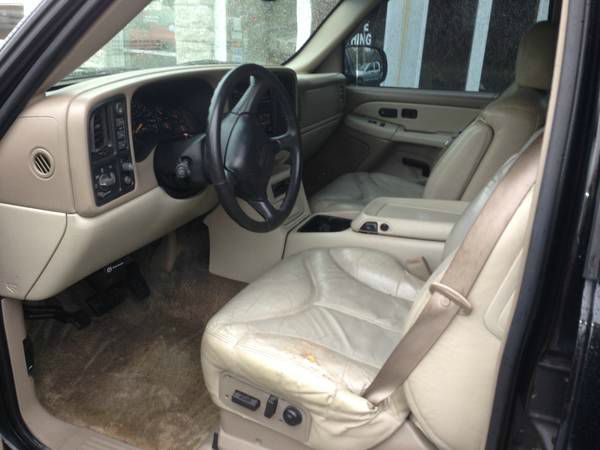 2001 GMC Yukon XL C350 4dr Sdn 3.5L Sport RWD Sedan