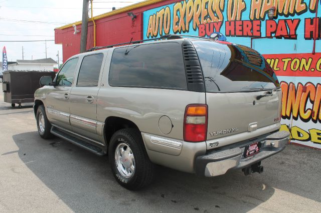 2001 GMC Yukon XL C350 4dr Sdn 3.5L Sport RWD Sedan
