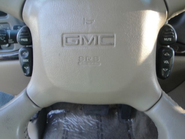 2001 GMC Yukon XL EX Sedan 4D