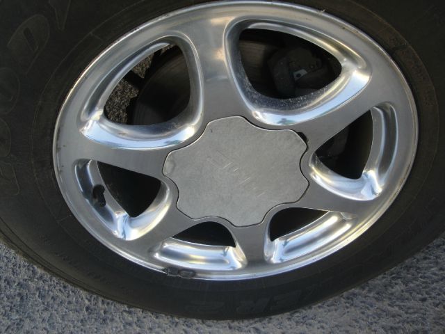 2001 GMC Yukon XL EX Sedan 4D