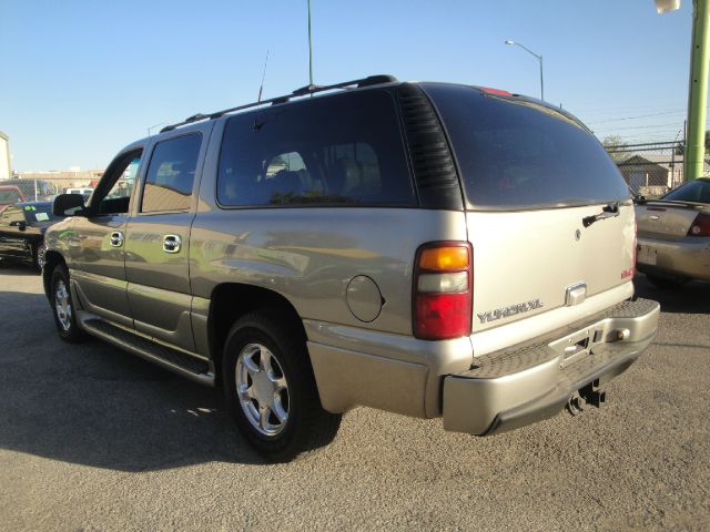 2001 GMC Yukon XL EX Sedan 4D