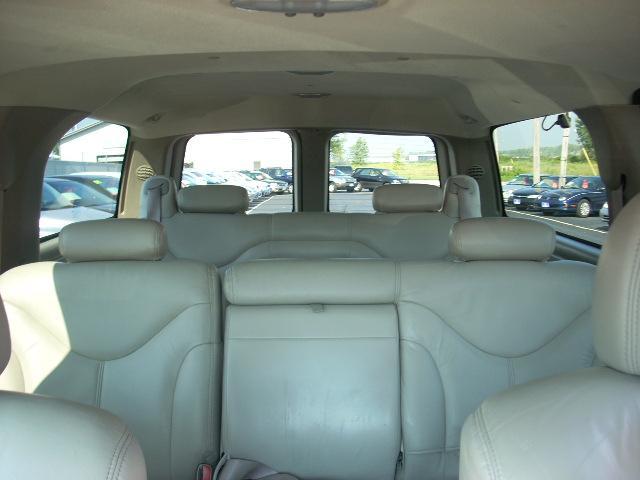 2001 GMC Yukon XL SLT