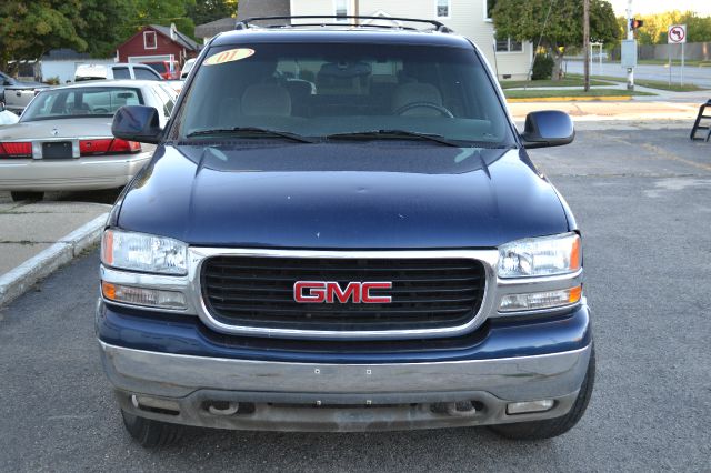 2001 GMC Yukon XL C350 4dr Sdn 3.5L Sport RWD Sedan