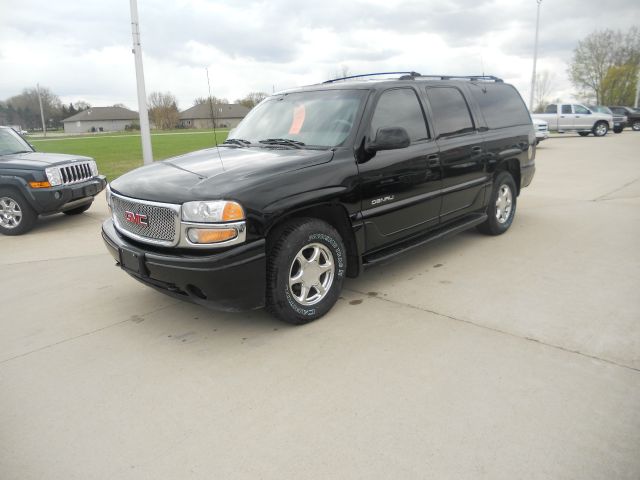 2001 GMC Yukon XL LS NICE
