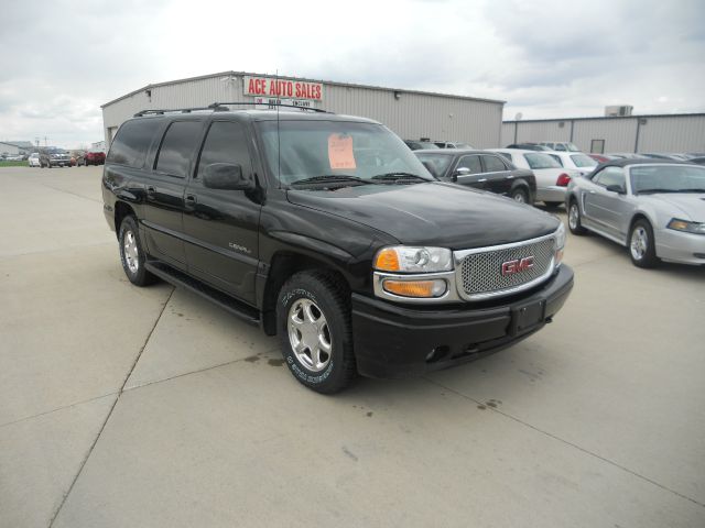 2001 GMC Yukon XL LS NICE