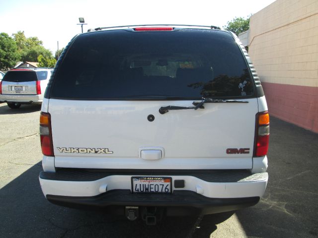 2002 GMC Yukon XL Sport 4WD