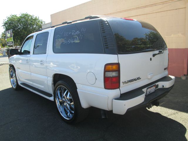 2002 GMC Yukon XL Sport 4WD