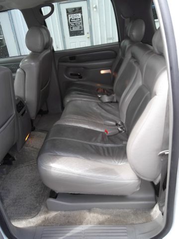 2002 GMC Yukon XL Sport 4WD