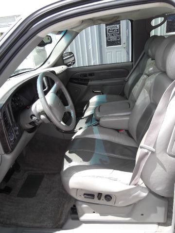 2002 GMC Yukon XL Sport 4WD