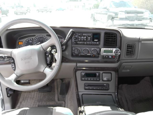 2002 GMC Yukon XL Sport 4WD