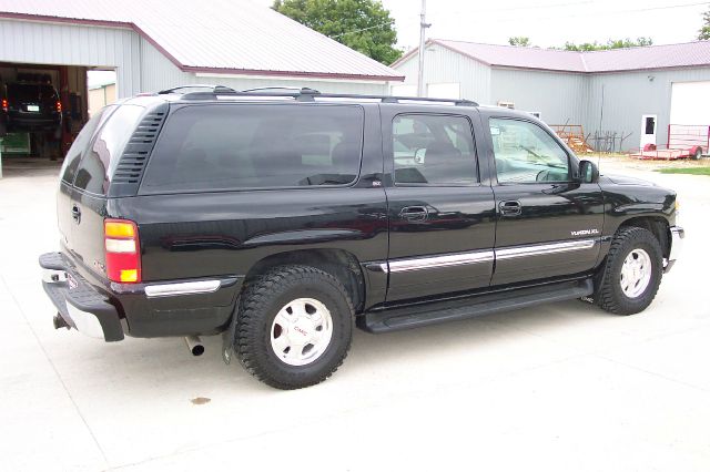 2002 GMC Yukon XL C350 4dr Sdn 3.5L Sport RWD Sedan