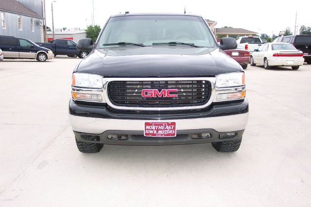 2002 GMC Yukon XL C350 4dr Sdn 3.5L Sport RWD Sedan