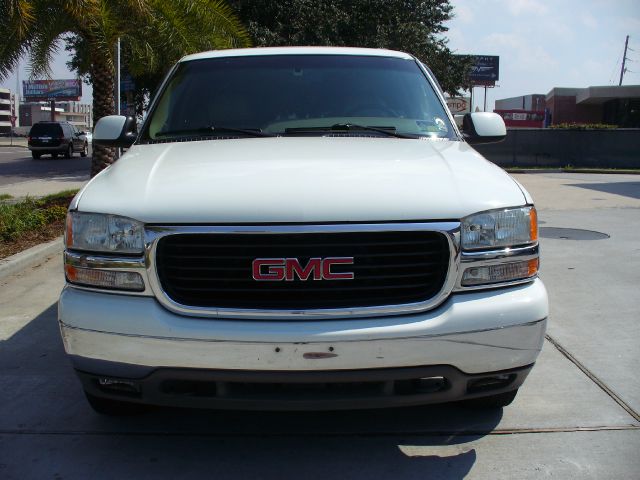 2002 GMC Yukon XL C350 4dr Sdn 3.5L Sport RWD Sedan