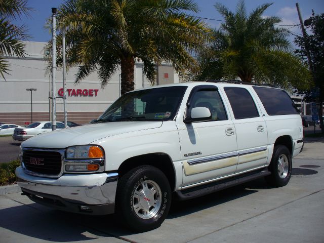 2002 GMC Yukon XL C350 4dr Sdn 3.5L Sport RWD Sedan