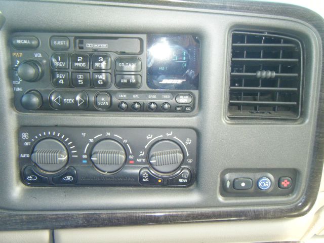 2002 GMC Yukon XL Sport 4WD