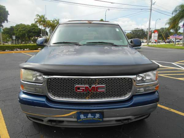 2002 GMC Yukon XL C350 4dr Sdn 3.5L Sport RWD Sedan