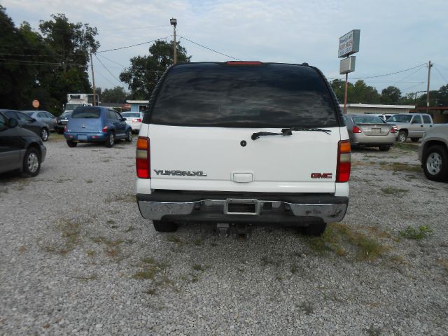 2002 GMC Yukon XL C350 4dr Sdn 3.5L Sport RWD Sedan