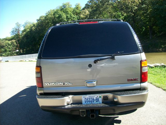 2002 GMC Yukon XL Sport 4WD