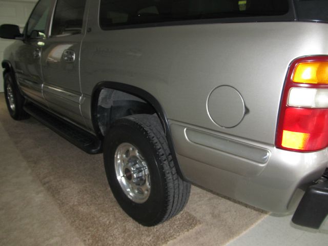 2002 GMC Yukon XL Carrera Coupe