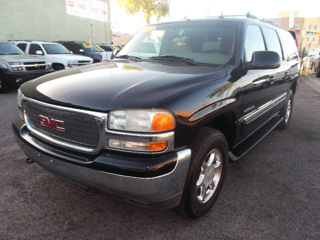 2002 GMC Yukon XL C350 4dr Sdn 3.5L Sport RWD Sedan