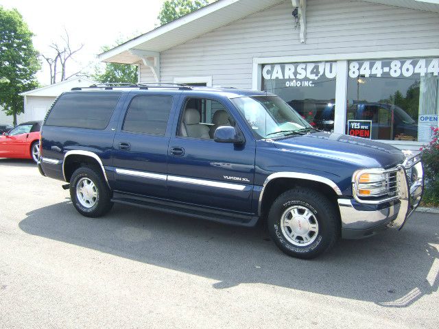 2002 GMC Yukon XL C350 4dr Sdn 3.5L Sport RWD Sedan