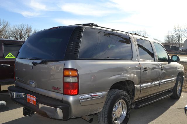 2002 GMC Yukon XL C350 4dr Sdn 3.5L Sport RWD Sedan