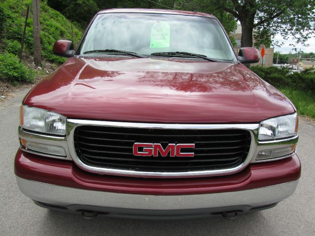 2002 GMC Yukon XL C350 4dr Sdn 3.5L Sport RWD Sedan