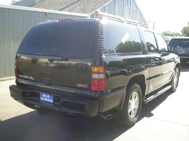 2002 GMC Yukon XL Sport 4WD