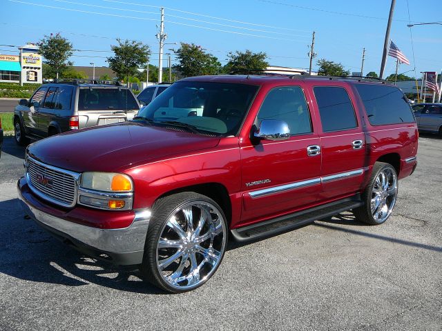 2002 GMC Yukon XL C350 4dr Sdn 3.5L Sport RWD Sedan