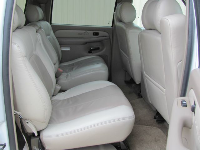 2002 GMC Yukon XL Sport 4WD