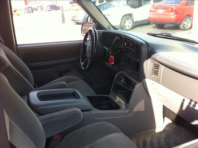 2003 GMC Yukon XL 45