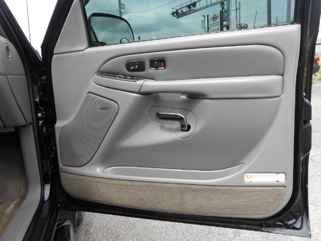 2003 GMC Yukon XL Sport 4WD