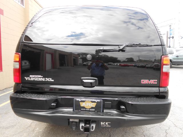 2003 GMC Yukon XL Sport 4WD