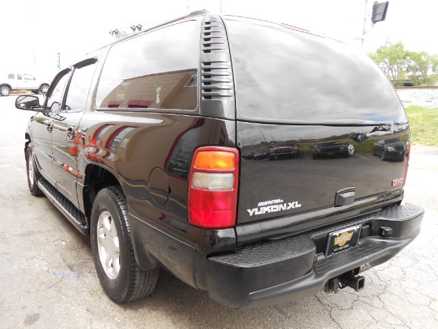 2003 GMC Yukon XL Sport 4WD