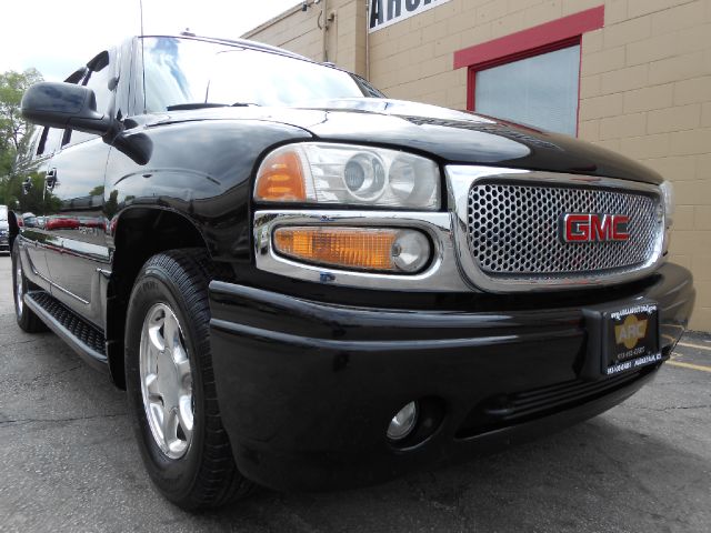 2003 GMC Yukon XL Sport 4WD