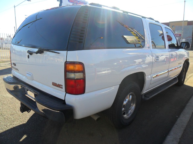 2003 GMC Yukon XL C350 4dr Sdn 3.5L Sport RWD Sedan
