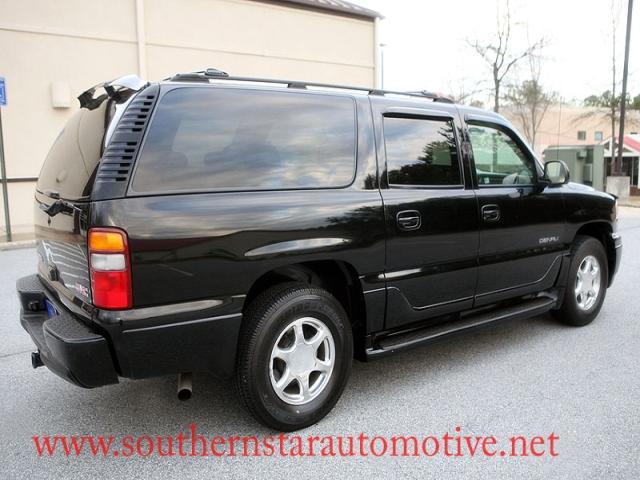 2003 GMC Yukon XL EX Sedan 4D