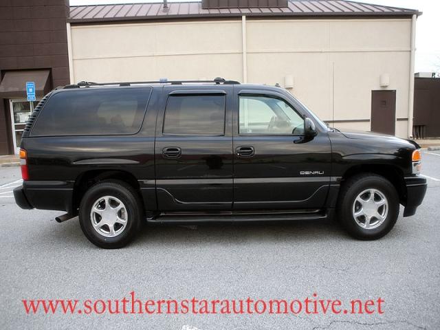 2003 GMC Yukon XL EX Sedan 4D