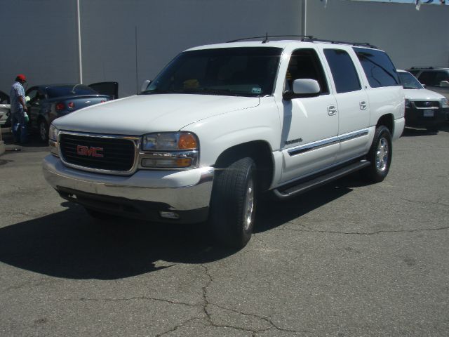 2003 GMC Yukon XL C350 4dr Sdn 3.5L Sport RWD Sedan